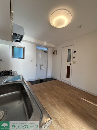 ブルーベイhonjo3の物件内観写真